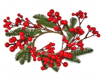 12'', 4.5'' Opening 
Weatherproof Berry Spruce Tips Candle Ring