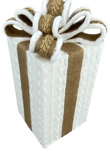 5'' x 10'' Knitted Gift Box