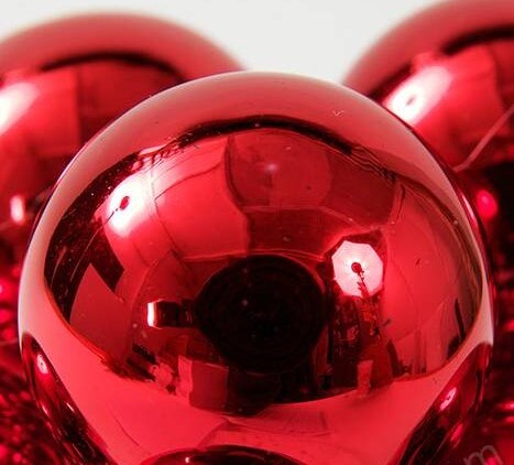 Red Glass Balls S/72
35mm/1.5''