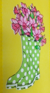 #40 Wired Yellow Rain Boots & Daffodils 2.5" x 10yd