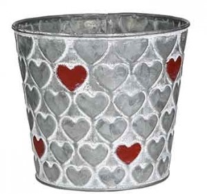 Round Metal Heart Design Pot
5"