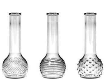 Dot and Dash Bud Vase Trio S/24
1.25" x 8.5" 4098