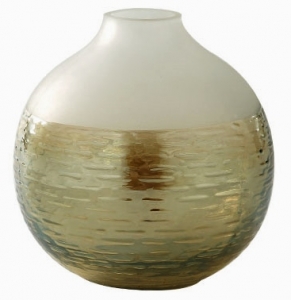 Smoke Frosted Ball Vase
6" x 6", 1.75" Opening